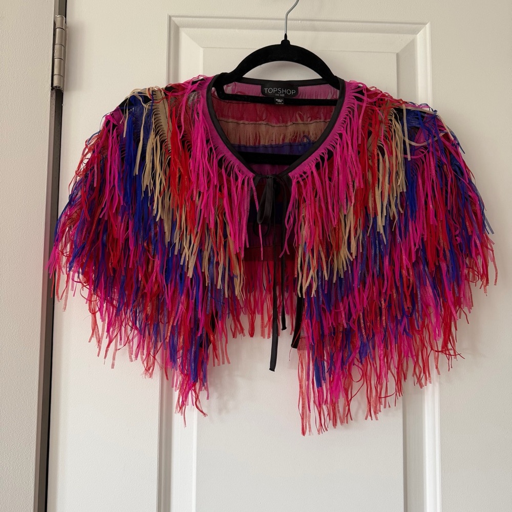 TOPSHOP Fringe Capelet